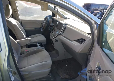 2020 Toyota Sienna Le from USA, damaged, VIN 5TDJZ3DC8LS232380